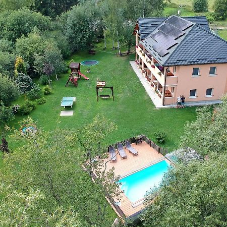 Apartments Nad Rybniky Horni Plana Luaran gambar