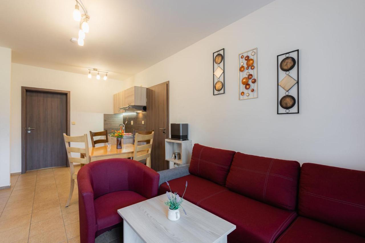 Apartments Nad Rybniky Horni Plana Luaran gambar
