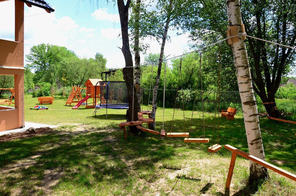 Apartments Nad Rybniky Horni Plana Luaran gambar